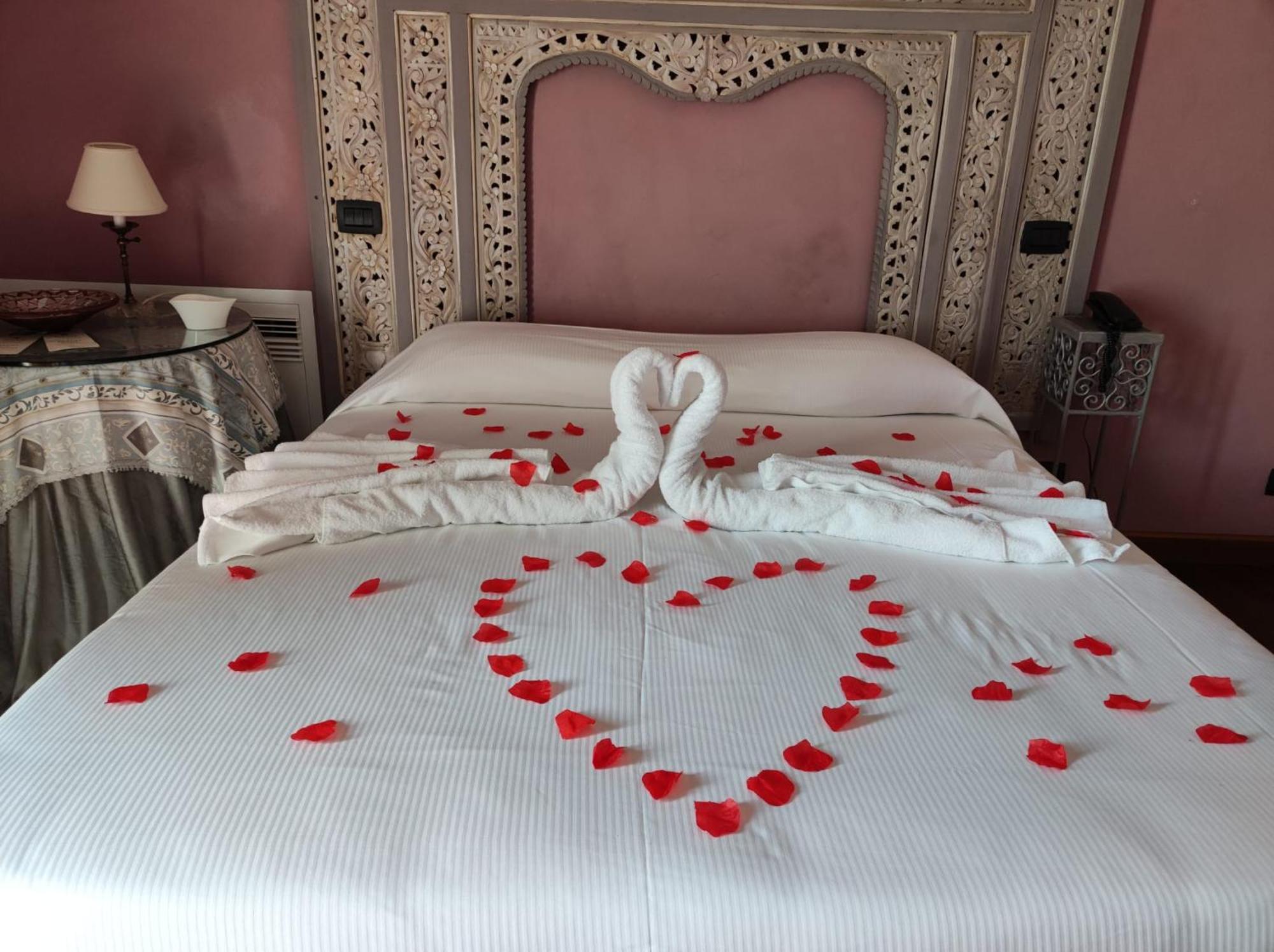 Castello Di Pontebosio Luxury Resort Licciana Nardi Ngoại thất bức ảnh